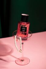 عطر زنانه Aoura London Pretty Woman Eau De Parfum 100ml - Image 3