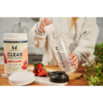 پروتئین کلیر وی ایزوله مای‌پروتئین (Myprotein Clear Whey Isolate) با طعم توت‌فرنگی – ۲۰ سروینگ - Image 4